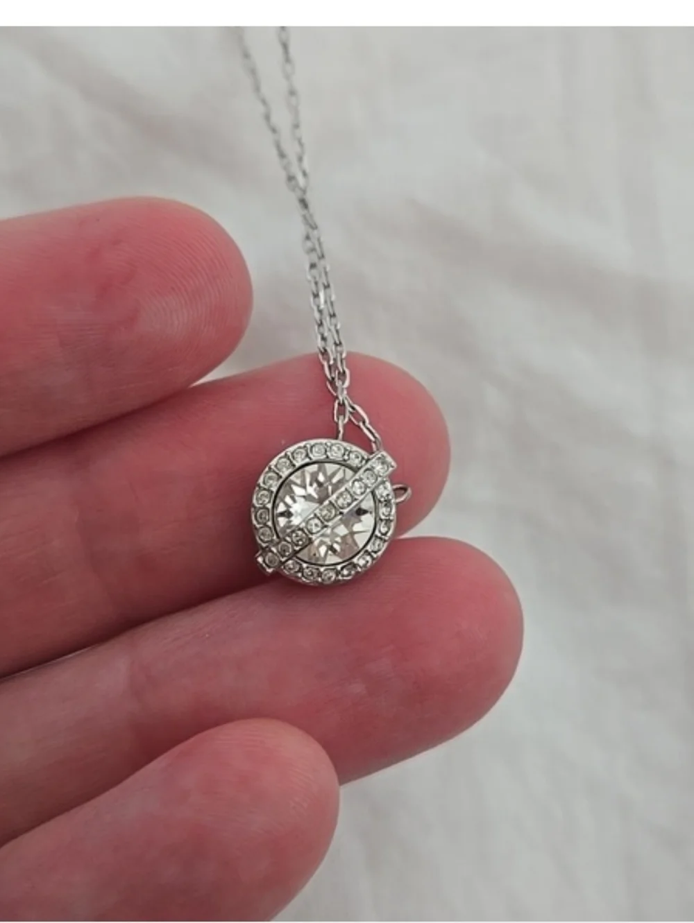Swarovski Elegant Silver Necklace - Picture 3 of 4